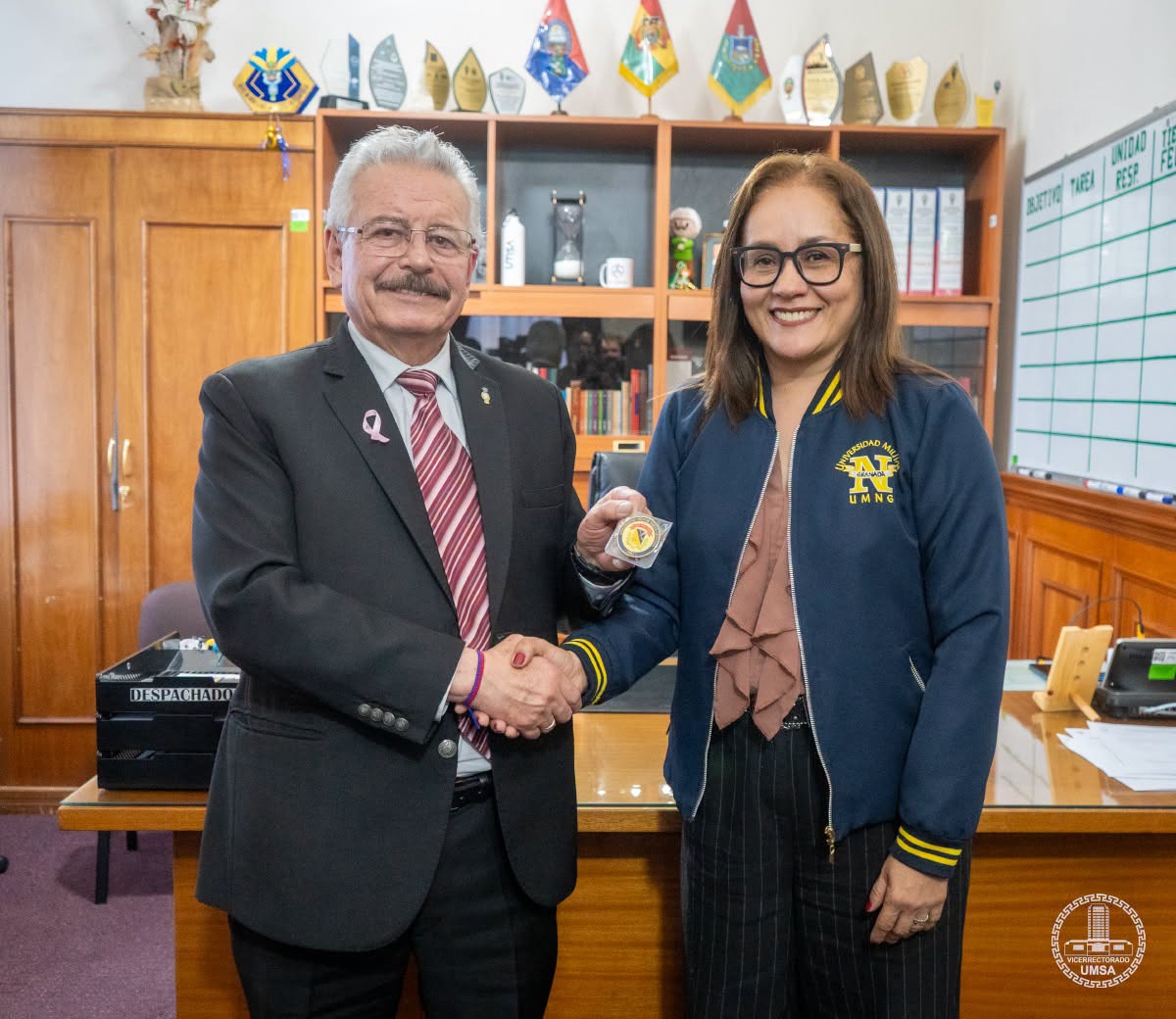 INTERCAMBIO Y COOPERACIÓN ENTRE UNIVERSIDADES